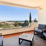 Apartament Bella *